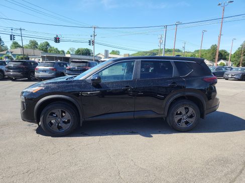 New 2026 Nissan Rogue SV w/ Cold Weather Package AWD/4WD image 5