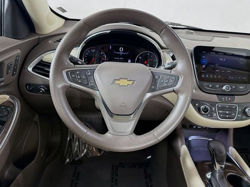 Used 2024 Chevrolet Malibu LT FWD image 11