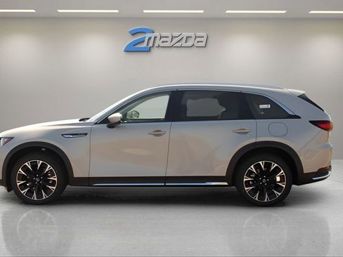 Used 2025 MAZDA CX-90 Plug-In Hybrid w/ Premium Plus image 2