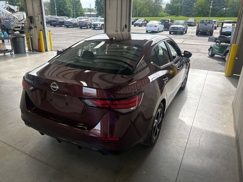 Used 2025 Nissan Sentra SV FWD image 7
