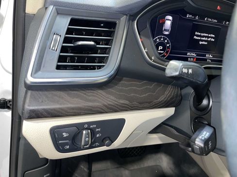 Used 2020 Audi Q5 2.0T Premium Plus w/ Premium Plus Package AWD/4WD image 24