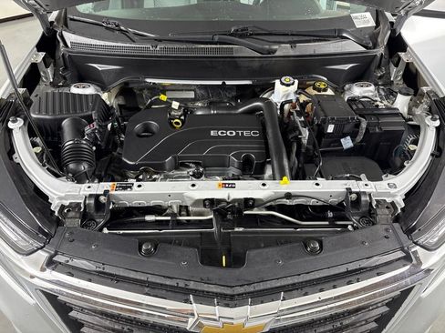 Used 2022 Chevrolet Equinox LT FWD image 36