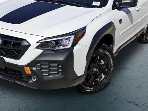 Used 2025 Subaru Outback Wilderness w/ Wilderness Package image 3