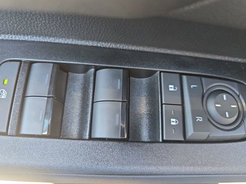 New 2026 Toyota 4Runner SR5 image 27