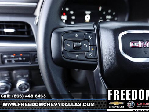 Used 2024 GMC Yukon XL AT4 image 21