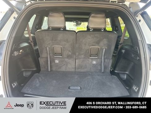 Used 2023 Jeep Grand Cherokee L Laredo AWD/4WD image 7