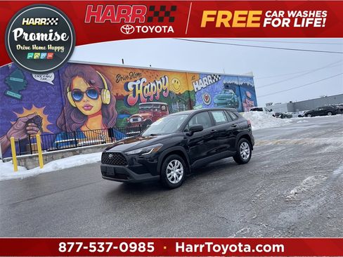 Used 2023 Toyota Corolla Cross L image 1