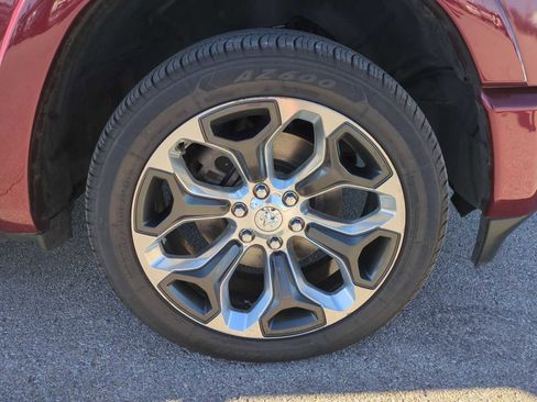 Used 2019 RAM 1500 Laramie Longhorn image 34