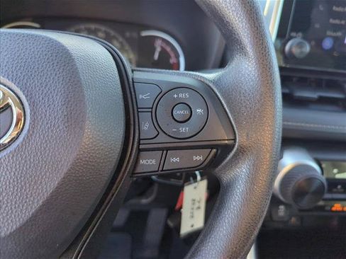 Used 2023 Toyota RAV4 LE FWD image 17