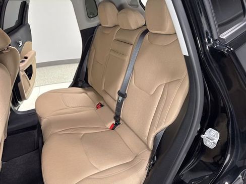 Used 2018 Jeep Compass Sport FWD image 24