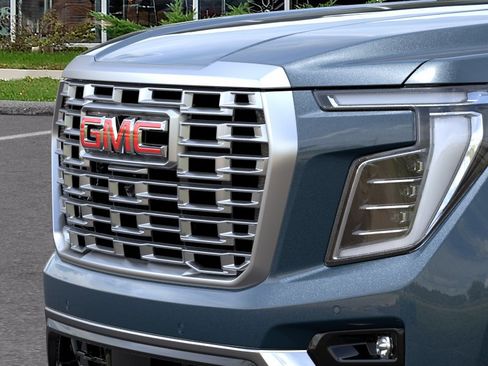 New 2026 GMC Yukon XL Denali w/ Denali Reserve Package AWD/4WD image 13