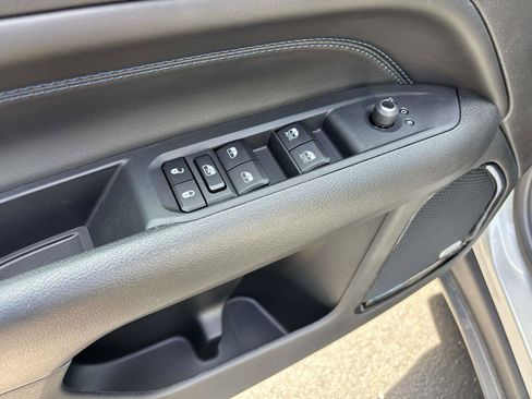 New 2025 Jeep Compass Limited w/ Sun & Sound Group image 10