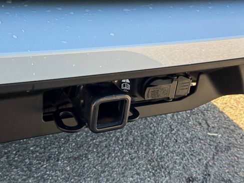 Used 2025 Ford Expedition Active AWD/4WD image 19