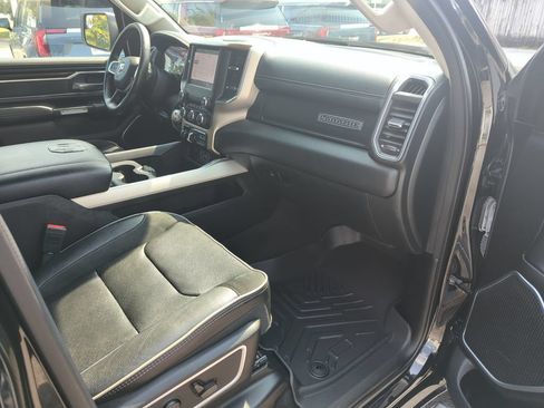 Used 2022 RAM 1500 Laramie AWD/4WD image 33