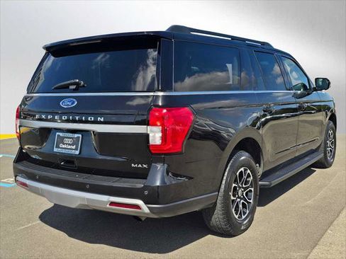 Used 2024 Ford Expedition Max XLT AWD/4WD image 3