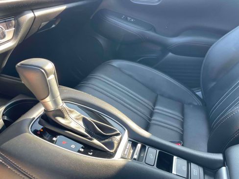 Used 2024 Honda HR-V EX-L image 30