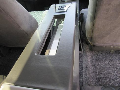 Used 1993 Chevrolet Silverado 3500 2WD Crew Cab image 73