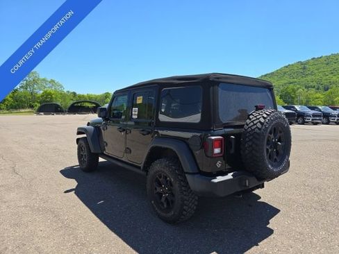 Certified 2022 Jeep Wrangler Unlimited Sport AWD/4WD image 6
