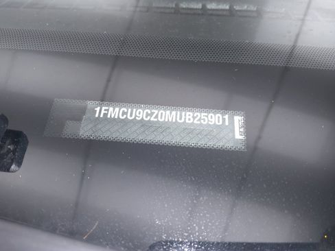 Used 2021 Ford Escape SEL image 33