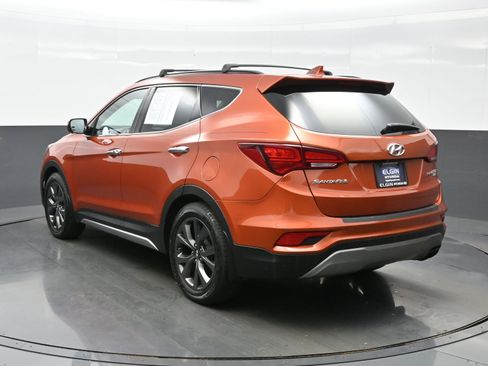 Used 2018 Hyundai Santa Fe Sport image 4
