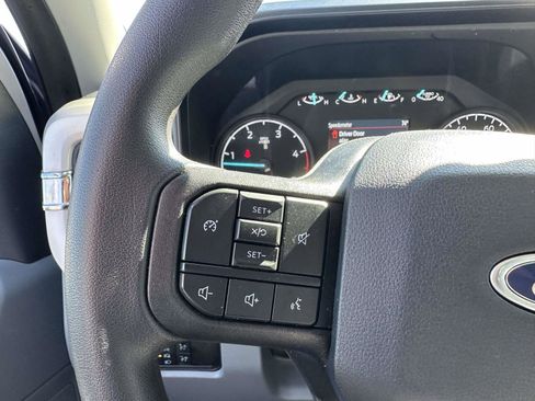 Used 2025 Ford F350 XLT image 30