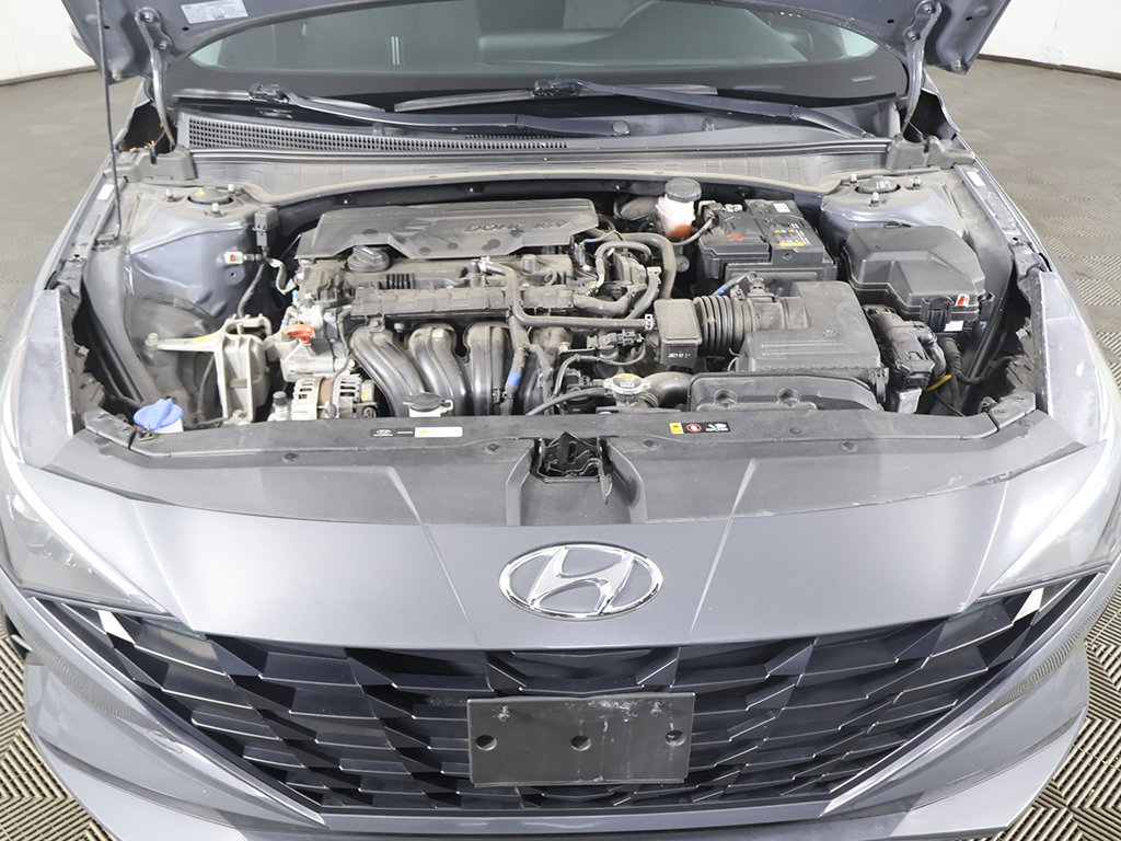 Used 2023 Hyundai Elantra SEL w/ Winter Weather Package FWD image 19