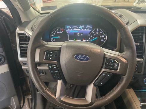 Used 2020 Ford Expedition Max XLT w/ Equipment Group 202A AWD/4WD image 15
