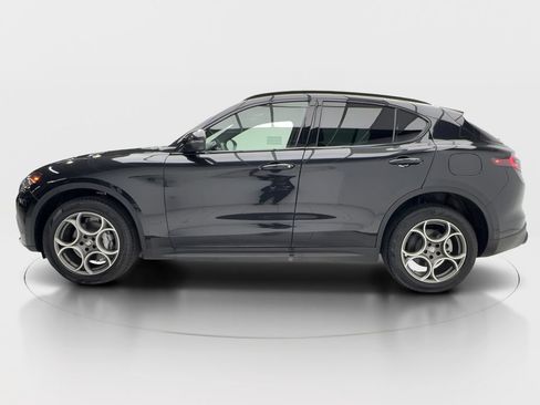 New 2025 Alfa Romeo Stelvio Sprint w/ Convenience Package AWD/4WD image 6