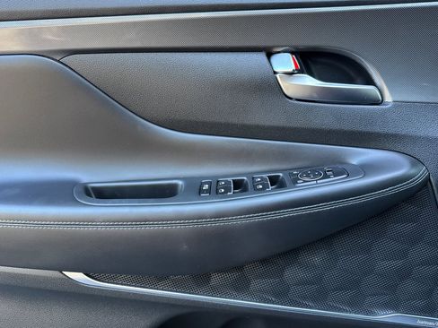 Used 2022 Hyundai Santa Fe SEL Premium w/ Cargo Package image 10