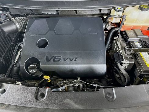 Used 2021 Chevrolet Traverse Premier w/ Redline Edition AWD/4WD image 36
