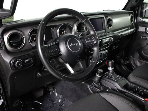 Used 2022 Jeep Wrangler Sport AWD/4WD image 14