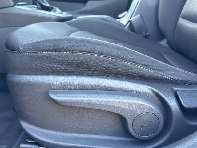 Used 2018 Hyundai Elantra SE FWD image 19