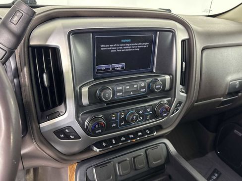 Used 2018 GMC Sierra 1500 SLT image 47