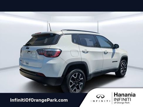 Used 2019 Jeep Compass Sport image 3