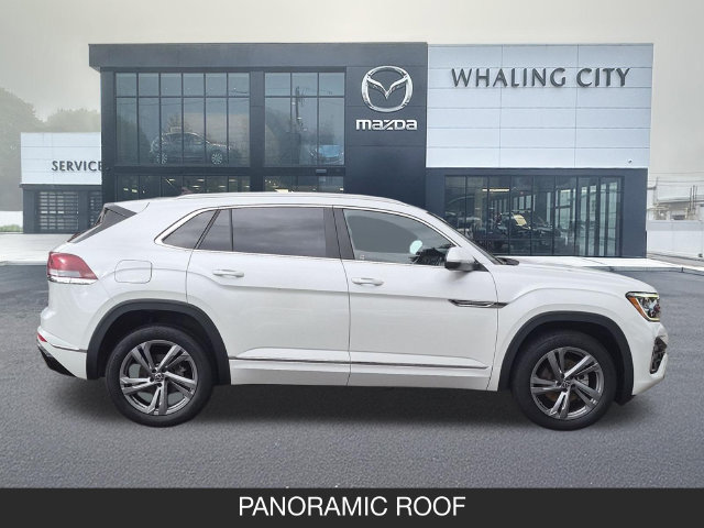 Used 2024 Volkswagen Atlas Cross Sport SEL R-Line AWD/4WD image 9