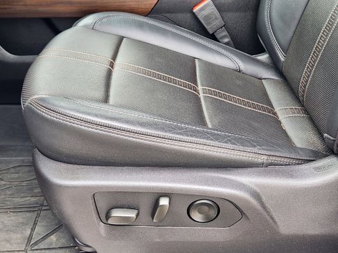 Used 2024 Chevrolet Silverado 1500 High Country w/ High Country Premium Package image 22