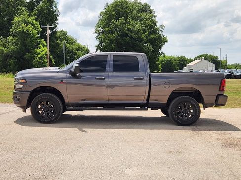 Used 2026 RAM 2500 Tradesman AWD/4WD image 4