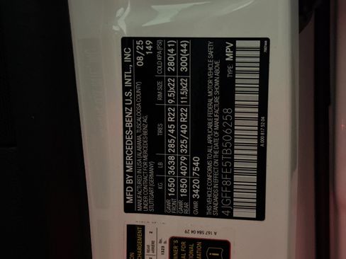 New 2026 Mercedes-Benz GLS 580 4MATIC image 16