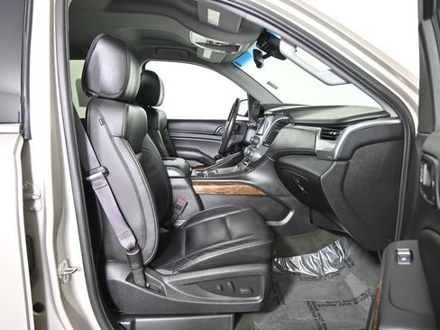 Used 2015 Chevrolet Tahoe LT w/ Luxury Package AWD/4WD image 13