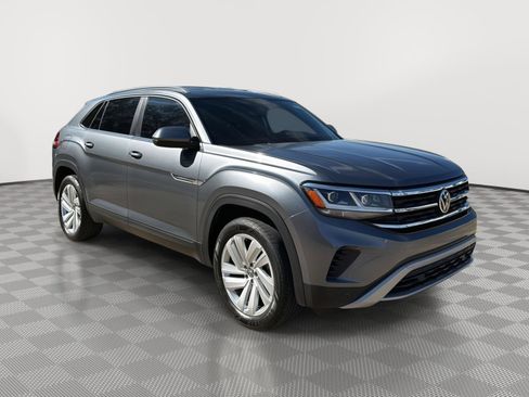 Used 2022 Volkswagen Atlas Cross Sport SE image 7