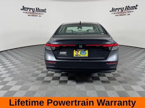 Used 2025 Honda Accord LX image 7