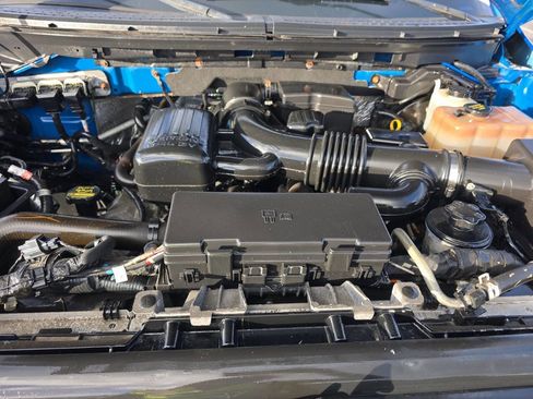 Used 2010 Ford F150 Lariat image 4