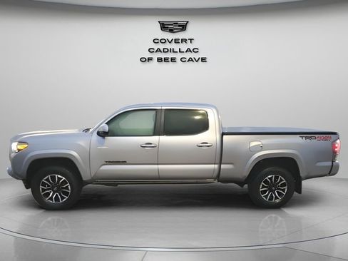 Used 2021 Toyota Tacoma TRD Sport w/ Technology Package image 5