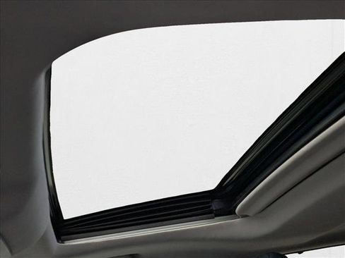 Used 2021 Toyota Highlander XLE image 14