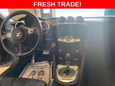 Used 2013 Nissan 370Z Touring w/ Sport Pkg RWD image 13