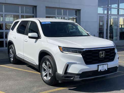 Certified 2023 Honda Pilot EX-L image 1