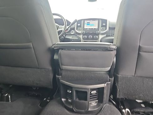 Used 2024 RAM 3500 Big Horn image 28