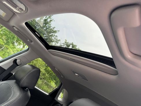 Used 2019 Hyundai Kona Limited AWD/4WD image 19