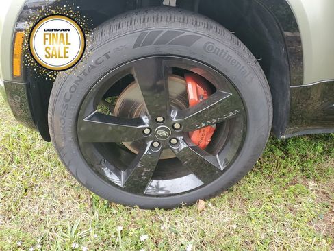 Used 2023 Land Rover Defender 110 X image 10