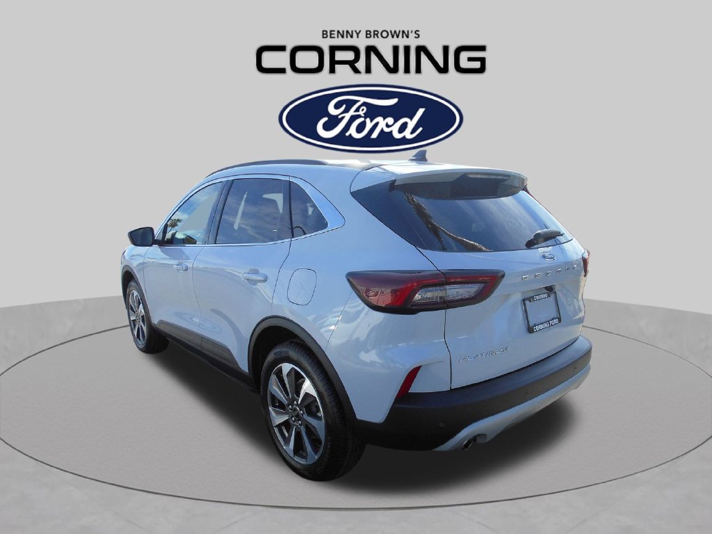 Used 2025 Ford Escape Platinum AWD/4WD image 9